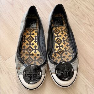 Tory Burch POOR CONDITION Black and White Womens flats